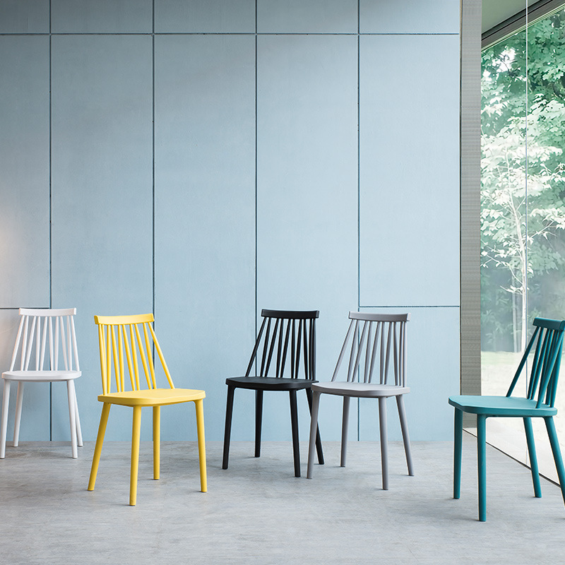 新しいデザインノルディックスタイルのホーム家具PPプラスチックルームモダンカフェダイニングチェア椅子レストランチェア